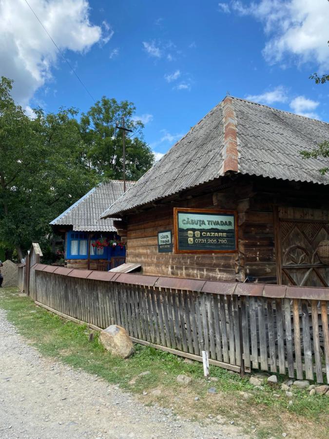 Отель Casuta Tivadar Breb Экстерьер фото